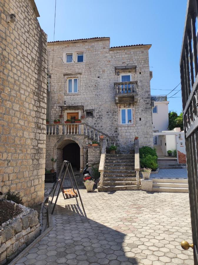 Studios Kadena Trogir - 18Th Century Stone House Екстериор снимка