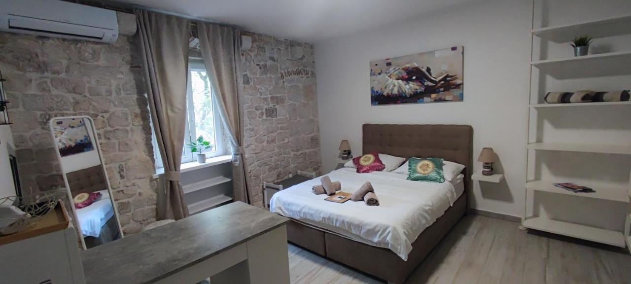 Studios Kadena Trogir - 18Th Century Stone House Екстериор снимка