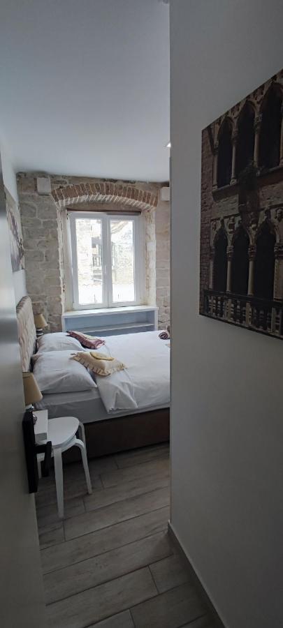 Studios Kadena Trogir - 18Th Century Stone House Екстериор снимка