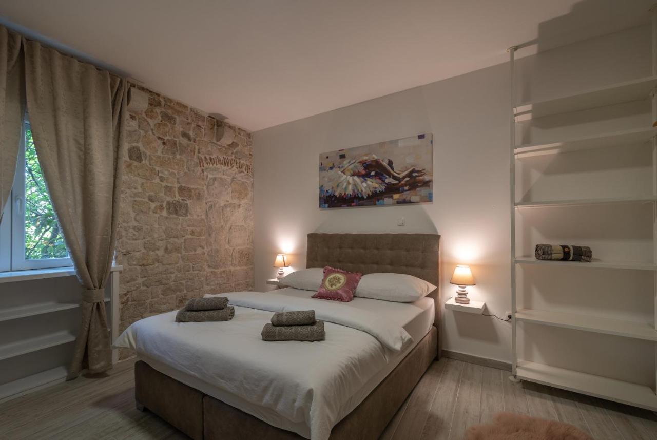 Studios Kadena Trogir - 18Th Century Stone House Екстериор снимка