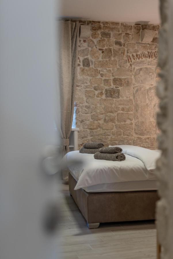 Studios Kadena Trogir - 18Th Century Stone House Екстериор снимка