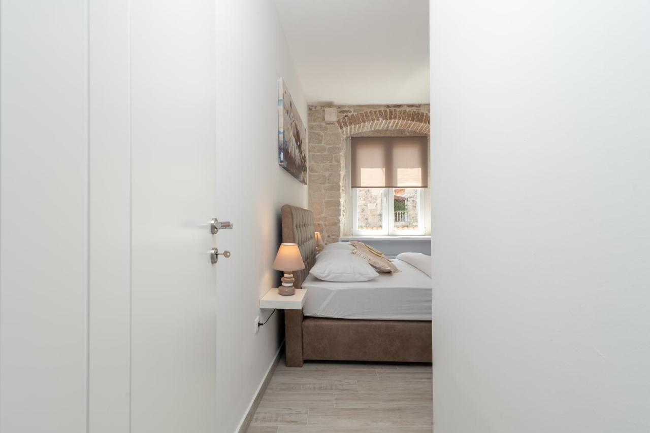 Studios Kadena Trogir - 18Th Century Stone House Екстериор снимка